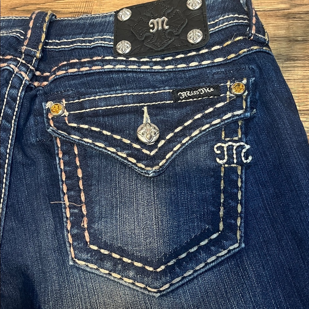 Miss Me Dark Blue Skinny Jeans with Embroidered/Embellished Pockets size 28 - Picture 2 of 6